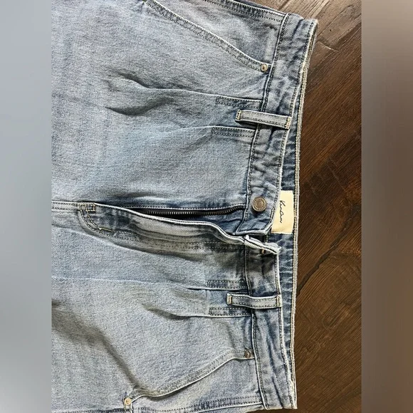 KanCan Pleated + Tapered Fit Barrel Denim - Picture 6 of 11